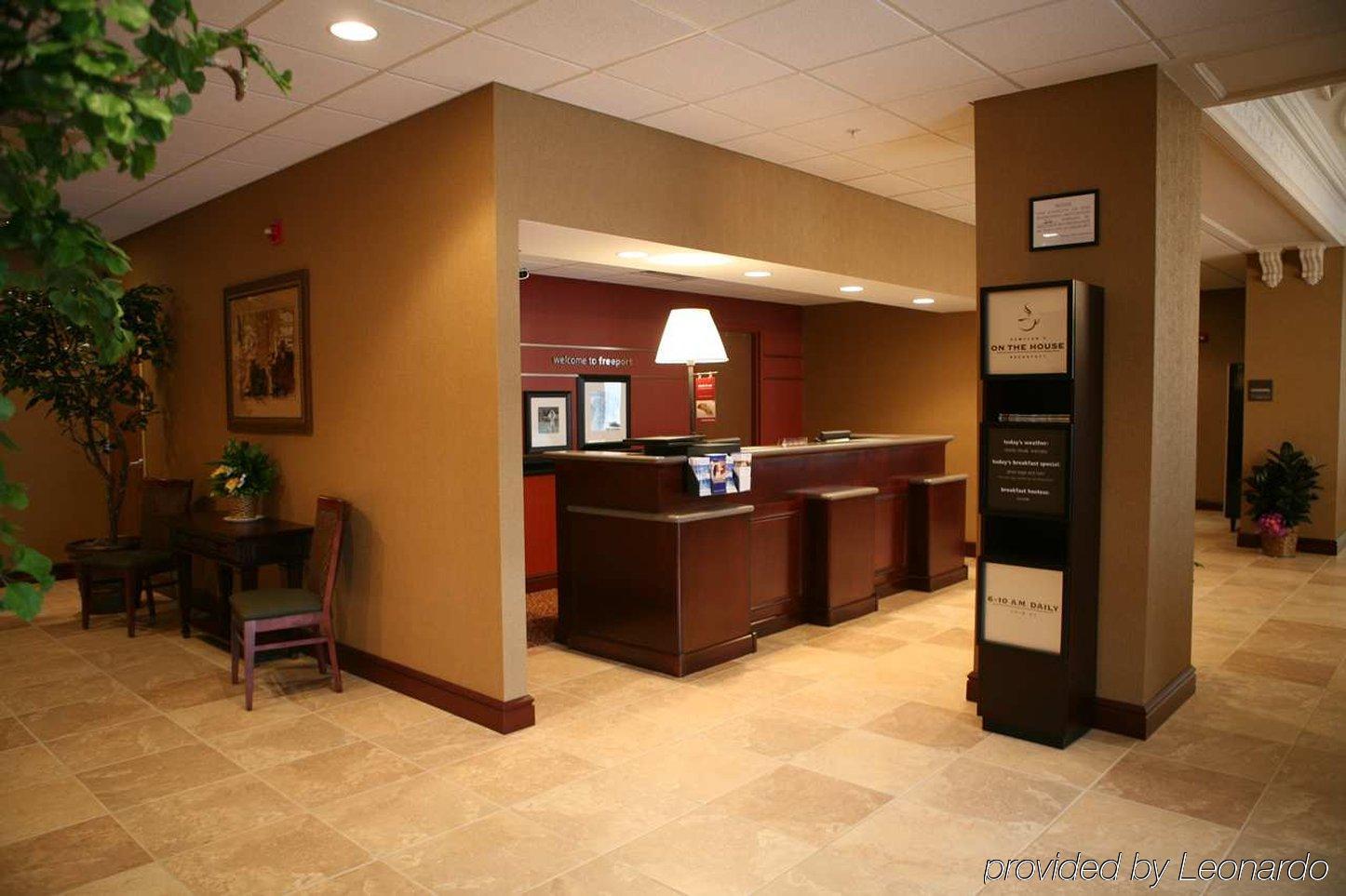 Hampton Inn Freeport Interior photo